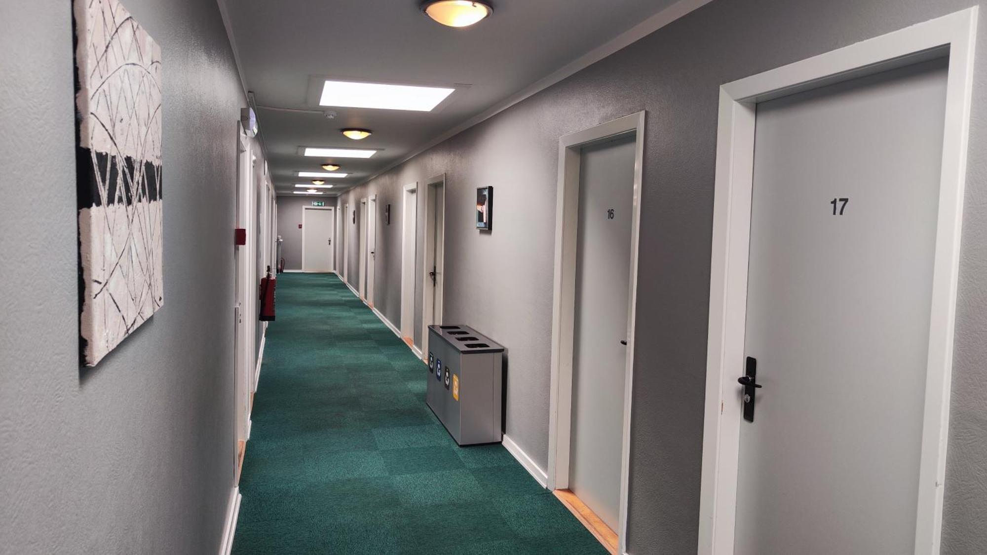 Banegaardshotellet Vojens Luaran gambar